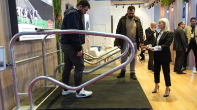 - Akıllı sünger yapısına sahip yatak İzmir'deki uluslararası tarım fuarında