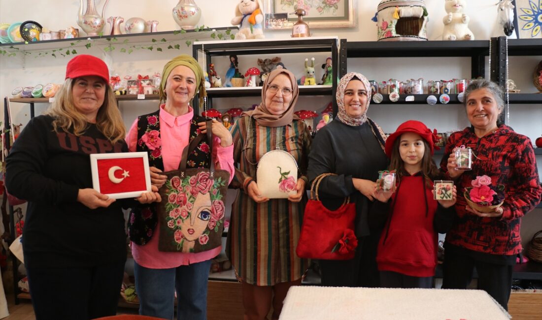 - Gülgönen Tarımsal Kalkınma Kooperatifi Başkanı Nazire Özsu:
- "Kooperatif ile