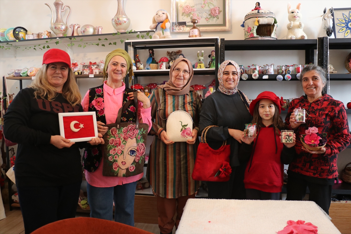 - Gülgönen Tarımsal Kalkınma Kooperatifi Başkanı Nazire Özsu:
- "Kooperatif ile