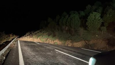 MANİSA (AA) – Manisa'nın Turgutlu ilçesinde meydana gelen toprak kayması