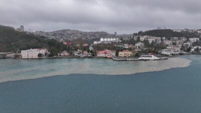 İSTANBUL (AA) – İstanbul'da, etkili olan kuvvetli yağışın ardından dereden