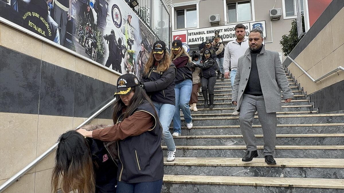 İSTANBUL (AA) – İstanbul Cumhuriyet Başsavcılığınca, "sahte oturum belgesiyle" yabancı