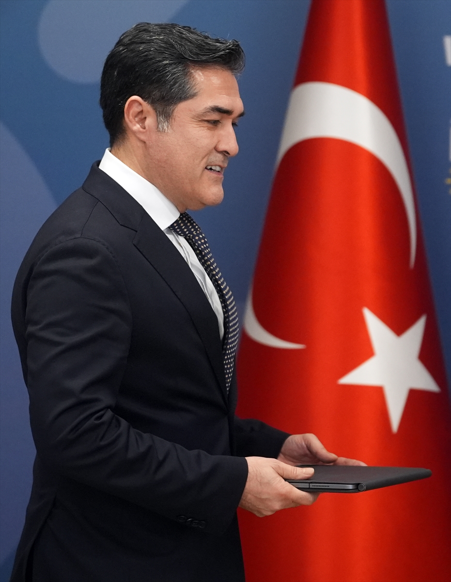 - "Şiddetin, çeteleşmenin etnistesi, dini, mezhebi olmaz. Kim ki buna