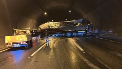 İZMİR (AA) – İzmir-Aydın Otoyolu üzerindeki 75. Yıl Selatin Tüneli'nde