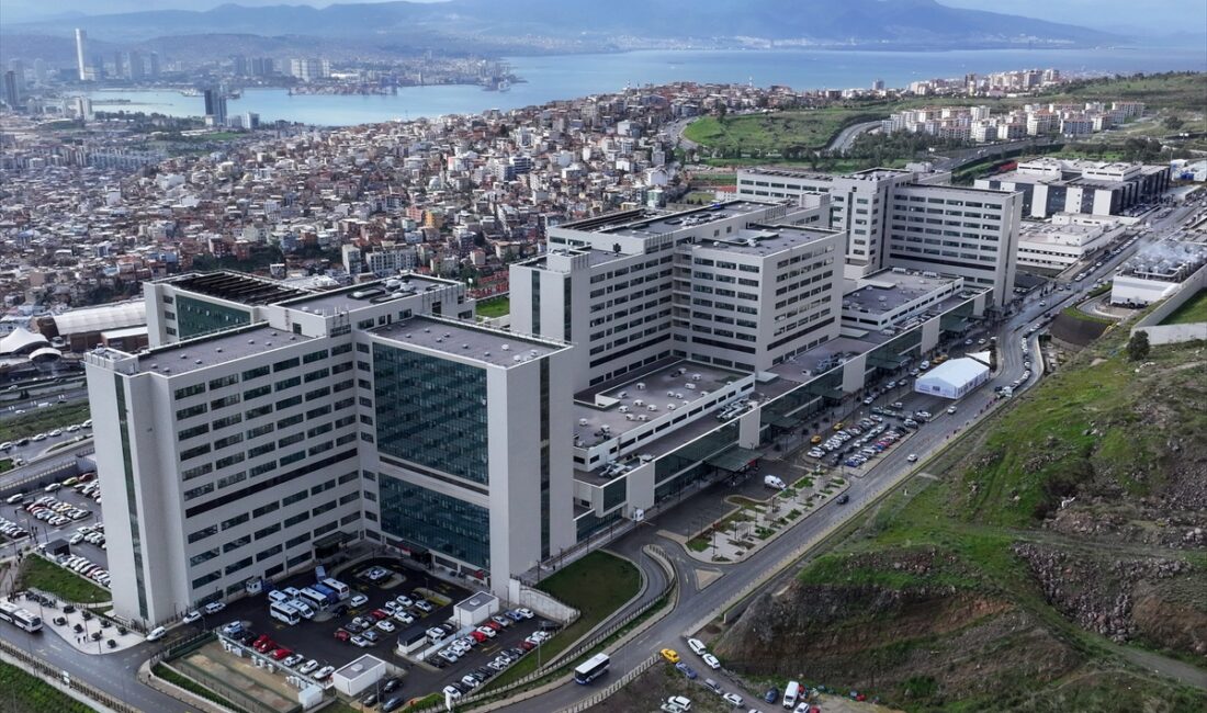 İZMİR (AA) – İzmir Vakıflar Bölge Müdürü Tahir Emre Can,