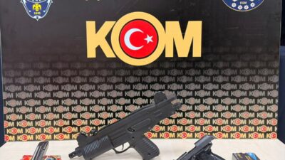 İZMİR (AA) – İzmir'de hakkında 14 yıl 22 gün kesinleşmiş