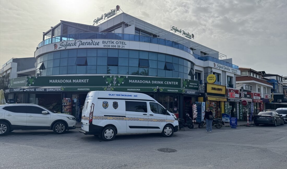 İZMİR (AA) – İzmir'in Seferihisar ilçesinde butik otelde çıkan yangında