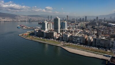 - İzmir Otel Pansiyon ve Yurt İşletmecileri Odası Başkanı İbrahim