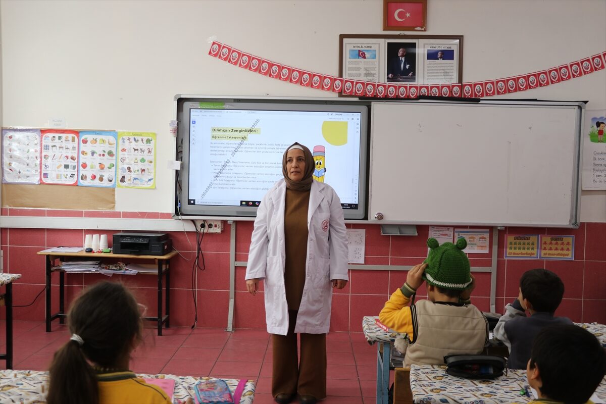 - Yozgat'ta kanser taramasında öğrendiği hastalığını erken teşhisle atlatan sınıf