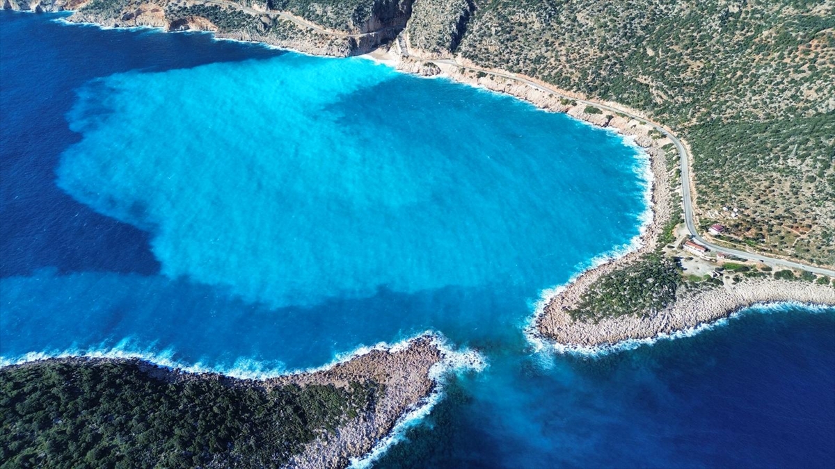 - Ortaya çıkan güzel manzara, drone ile havadan görüntülendi