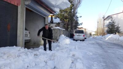 KARS (AA) – Kars'ta kar yağışının ardından soğuk hava etkisini