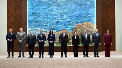 BİŞKEK (AA) – Kırgızistan Cumhurbaşkanı Sadır Caparov, Giuseppina Princi başkanlığındaki