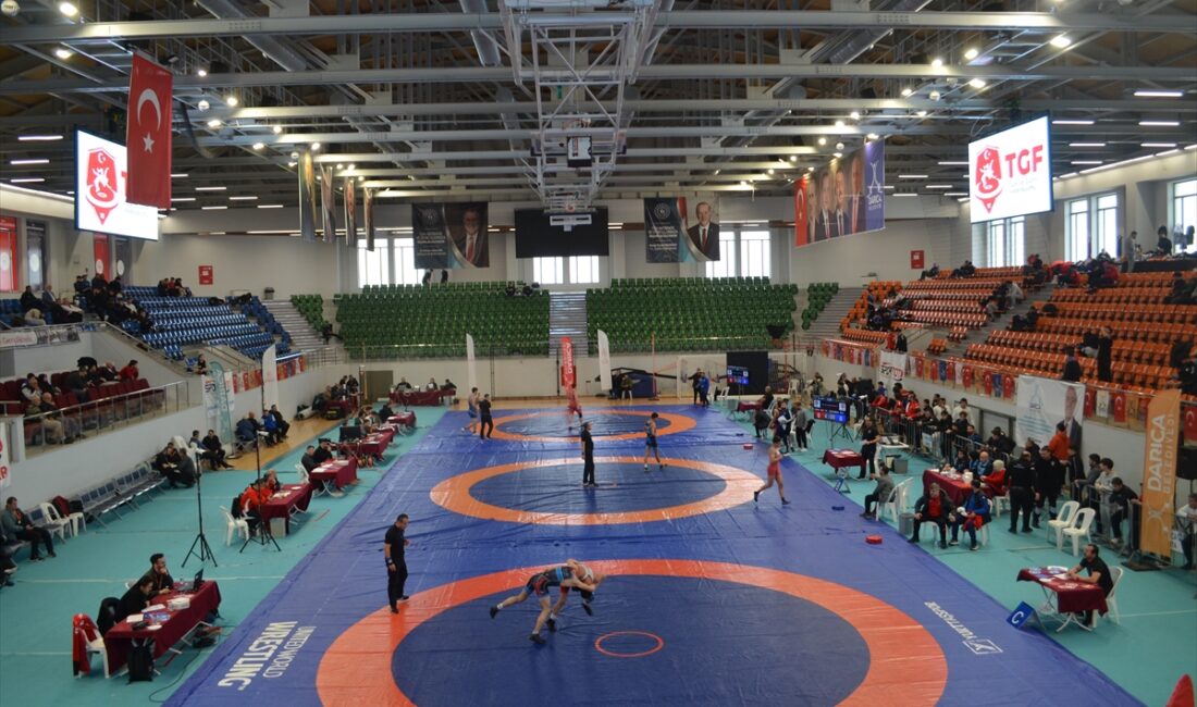 KOCAELİ (AA) – Kocaeli'de 17 Yaş Altı Türkiye Güreş Şampiyonası