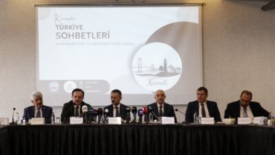 KOCAELİ (AA) – Kocaeli'de, Türkiye Yüzyılı vizyonu kapsamında "Türkiye Sohbetleri"