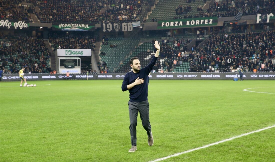 - Sarı-lacivertli ekibin teknik direktörü Domenico Tedesco, son FCSB maçına