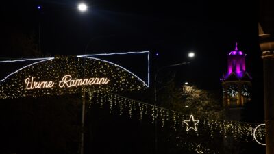 PRİŞTİNE (AA) – Kosova’nın başkenti Priştine’nin merkezi, ramazan ayına özel