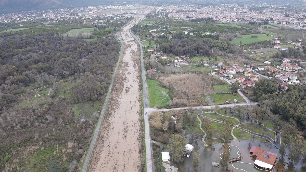 - Doç. Dr. Ceyhun Özçelik:
- "Kesinlikle Köyceğiz Gölü, Dalyan Kanalı