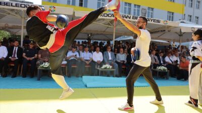 - Kayseri Valisi Gökmen Çiçek'in, oğlu uyuşturucu bağımlısı bir annenin