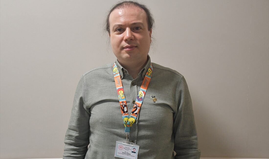 - Çocuk ve Ergen Psikiyatristi Doç. Dr. Serkan Güneş ve