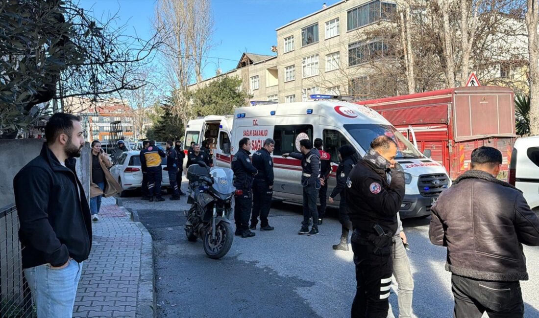 - Müdahale sırasında yaralanan polis memurları hastaneye kaldırıldı