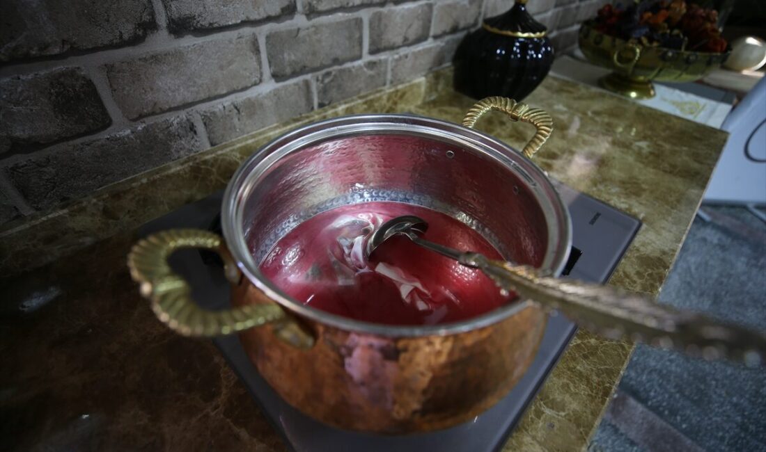 - Doğum yapan kadınlara güç verdiğine ve anne sütünü artırdığına