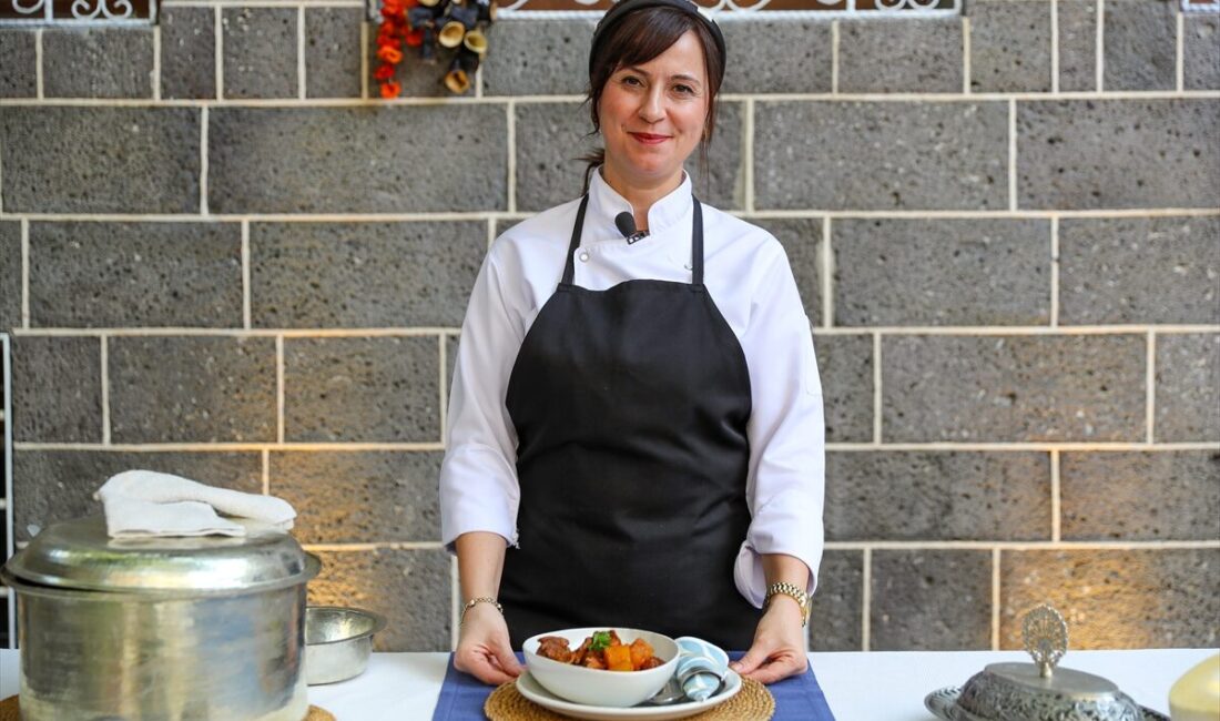 - Diyarbakır mutfağının coğrafi işaretli yemeklerinden kabak meftunesi, kış kabağı,