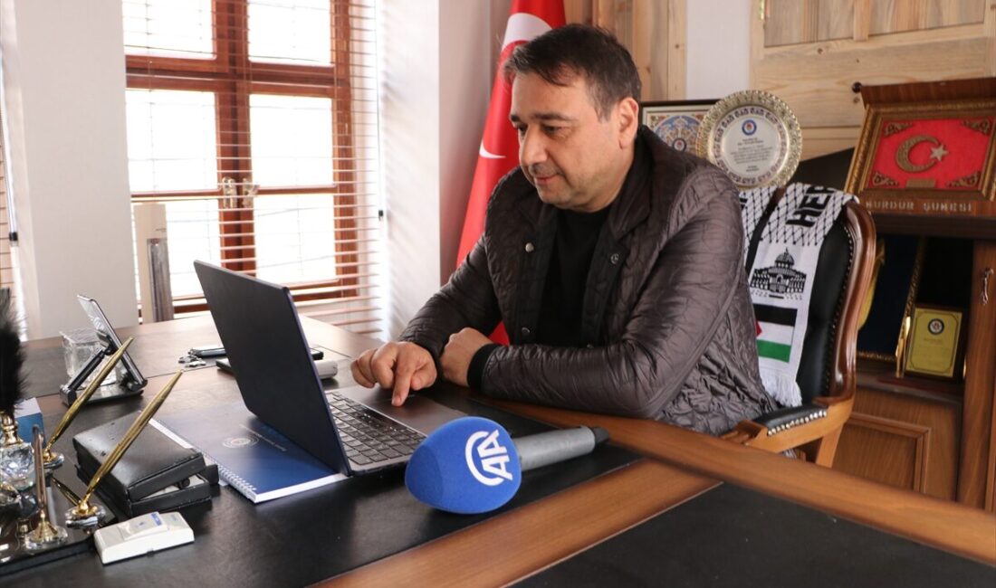 KİLİS (AA) – Memur-Sen Kilis Şube Başkanı Bekir Şen, Anadolu