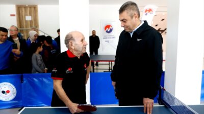 MERSİN (AA) – Mersin'de, spor alanında farkındalık oluşturup gençlere örnek