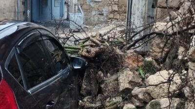 MERSİN (AA) – Mersin'in Tarsus ilçesindeki etkili olan yağış nedeniyle