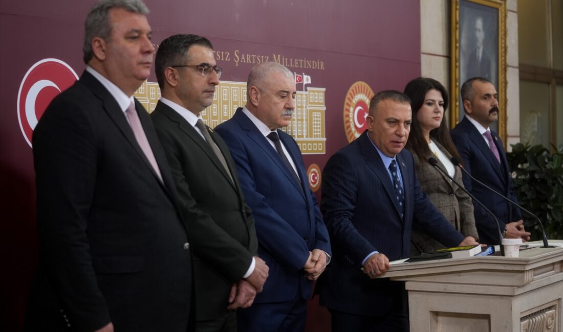 - "Şiddet varsa, üzülerek ifade ediyorum, gelecek yok, huzur yok.