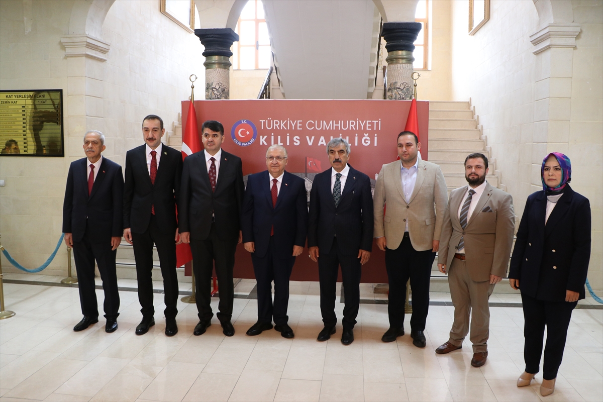 KİLİS (AA) – Milli Savunma Bakanı Yaşar Güler, Kilis'te bir