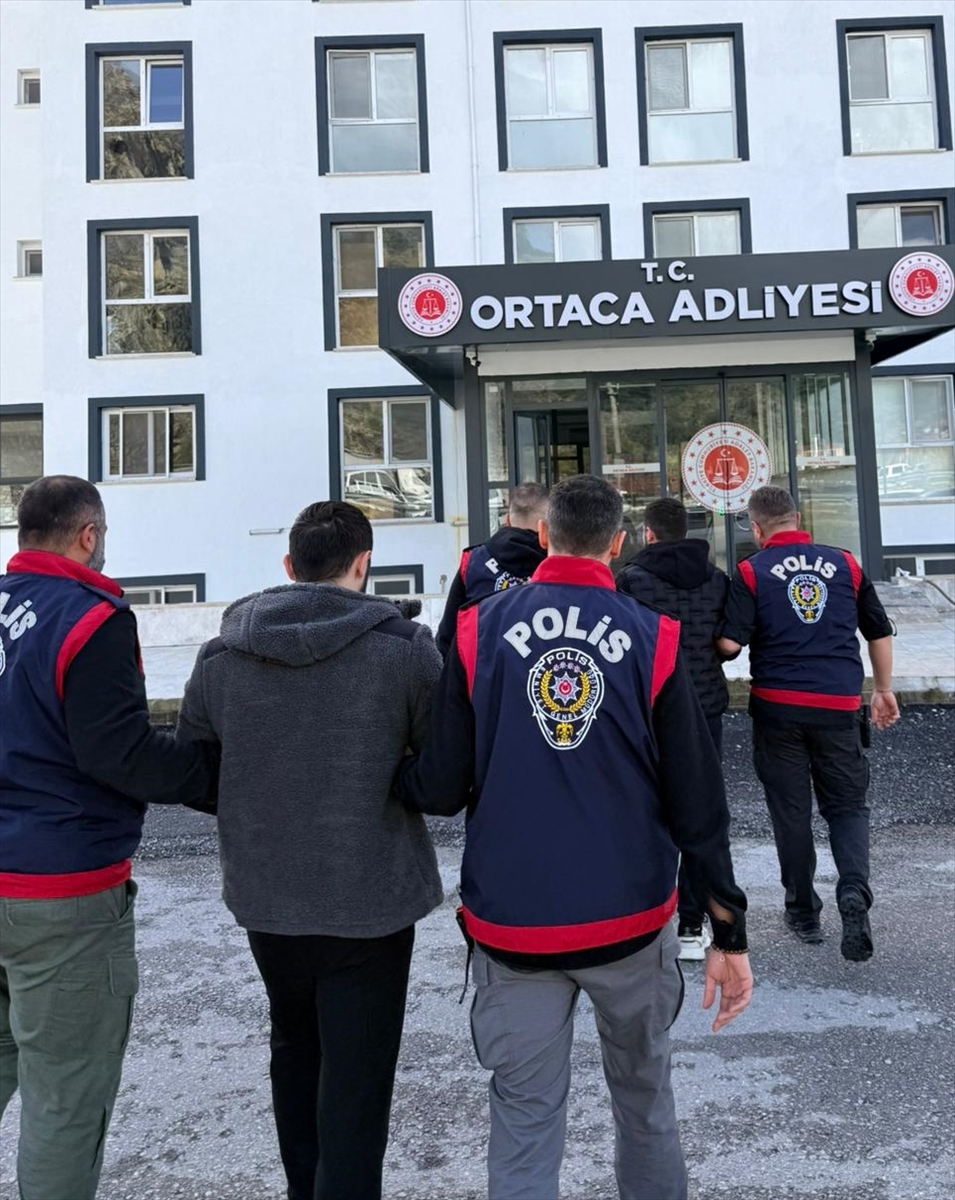 MUĞLA (AA) – Muğla'da haklarında kesinleşmiş hapis cezası bulunan 2