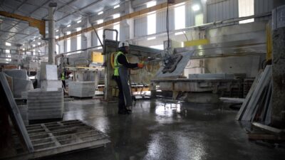 - Yatağan ilçesinde 80 hektarlık yer tahsisi yapılan mermer ihtisas