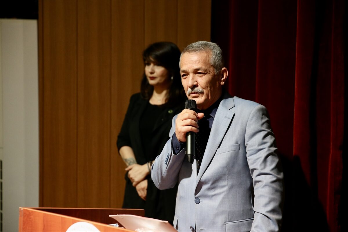 MUĞLA (AA) – Muğla'nın Fethiye ilçesinde lise öğrencileri, bilişim sistemleri