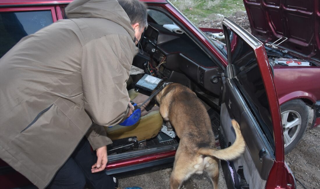 NEVŞEHİR (AA) – Nevşehir merkezli 3 ilde helikopter destekli düzenlenen