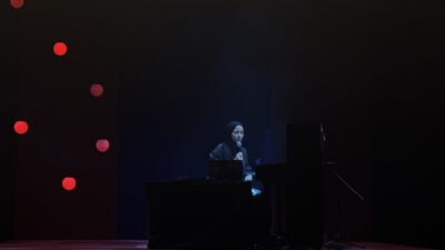 İSTANBUL (AA) – Piyanist ve besteci Büşra Kayıkçı, Kadıköy'de sanatseverleri