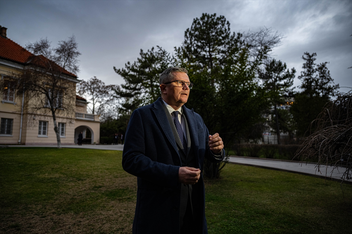 - "Türkiye'nin yaptıklarını büyük takdirle karşılıyoruz. Türkiye'yi, özellikle bölgemizde dramatik