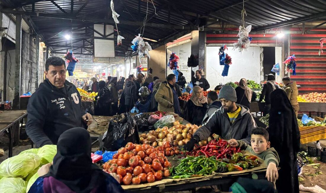 - Muhammed Musbaka:
- "Allah’a şükür ortam güzel, güvenlik ve huzur