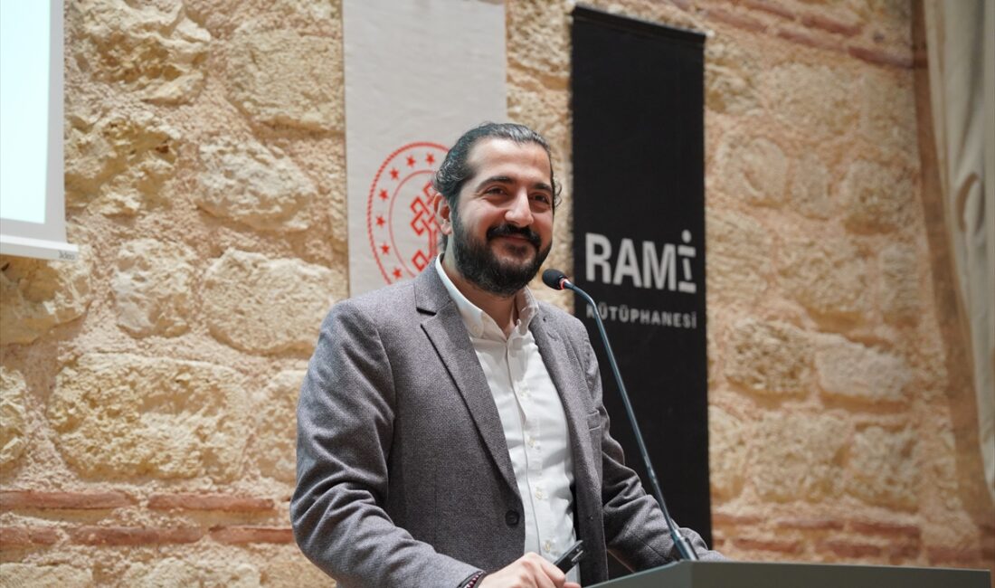 İSTANBUL (AA) – Rami Kütüphanesi'nde düzenlenen söyleşide zihinsel yorgunluk, belirsizlik