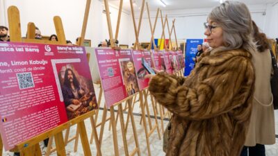 PRİŞTİNE (AA) – Anadolu rock müziğinin usta ismi şarkıcı, besteci