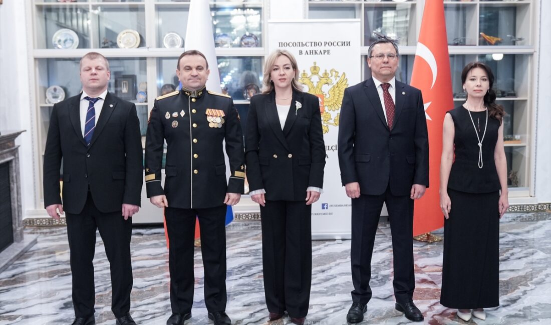 ANKARA (AA) – Rusya'nın Ankara Büyükelçiliği, "Rusya Silahlı Kuvvetler Günü"