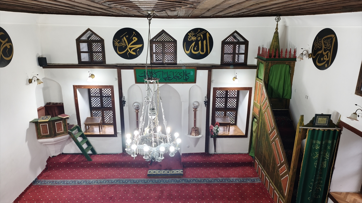 - Karabük'ün tarihi ilçesinde 1880'li yıllarda yaptırılan farklı mimariye sahip