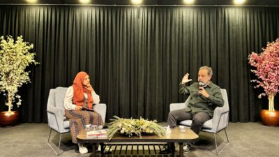 İSTANBUL (AA) – Şair, yazar ve akademisyen Ahmet Murat, Esenler