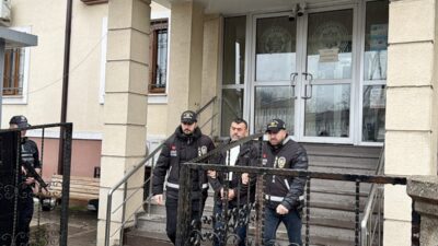 - Öldürülen MHP Karapürçek İlçe Başkanı Mustafa Hıraç ile zanlının