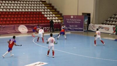 AMASYA (AA) – Amasya'da oynanan Salon Hokeyi Süper Ligi'nde final