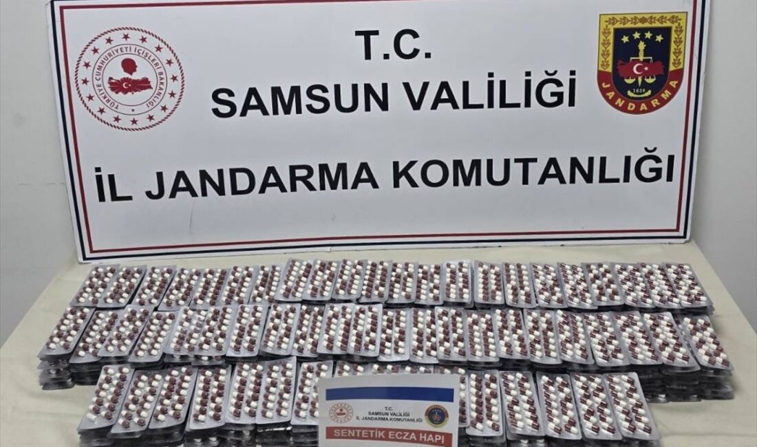 SAMSUN (AA) – Samsun'un Atakum ilçesinde asma tavana uyuşturucu hap