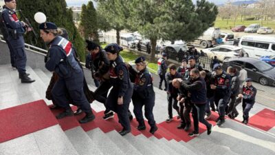 SAMSUN (AA) – Samsun'un Çarşamba ilçesinde düzenlenen fuhuş operasyonunda 8