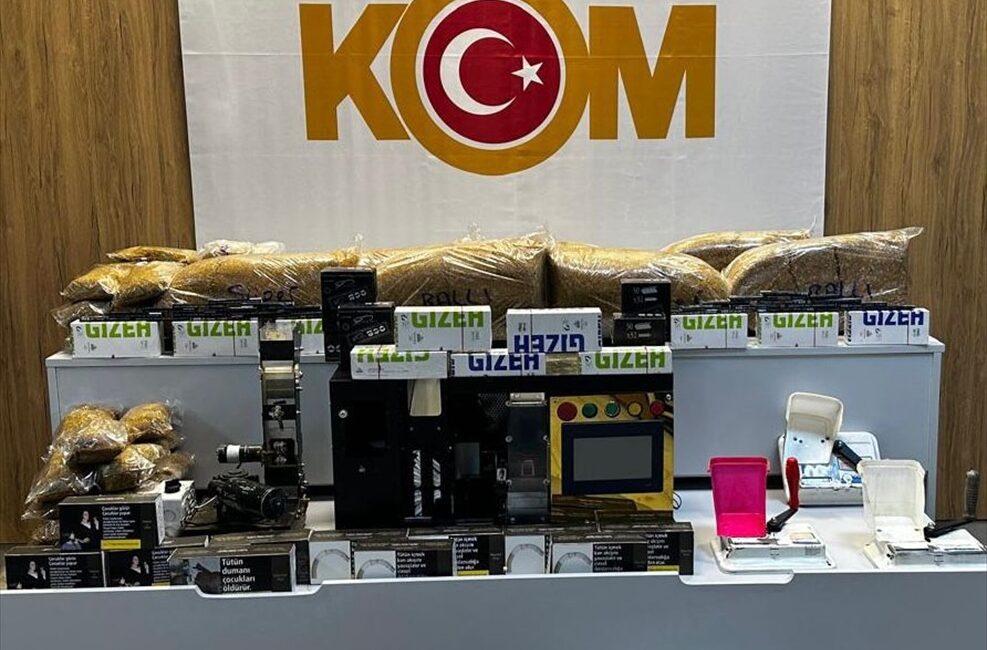 SAMSUN (AA) – Samsun'da düzenlenen kaçakçılık operasyonunda 4 zanlı gözaltına