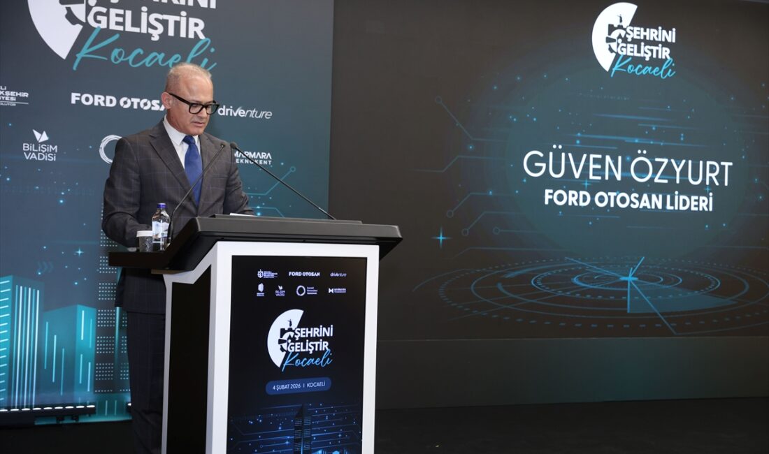 - Ford Otosan Genel Müdürü Güven Özyurt:
- "13 bini aşkın