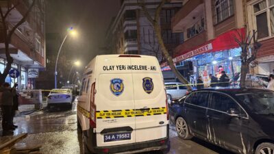 İSTANBUL (AA) – İstanbul’un Sultangazi ilçesinde bir markete yönelik maskeli